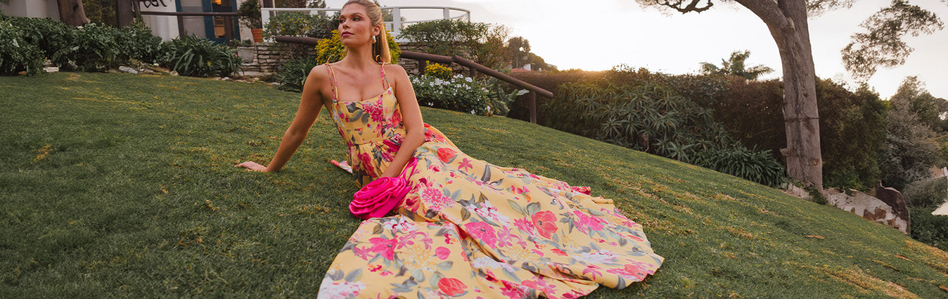 Fun & Flirty Boho Floral Dresses: Maxi, Mini & Midi – Show
