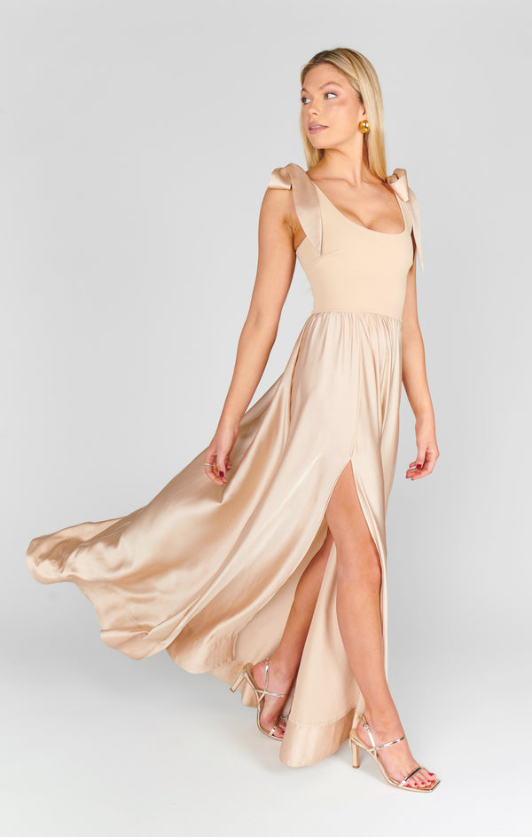 tan party dress Harper Maxi Dress, in Champagne Luxe Satin, Size: XS | Show Me Your Mumu Size #:00 It features a scrunched Style:Heeled vintage bulls jersey/dress 40”