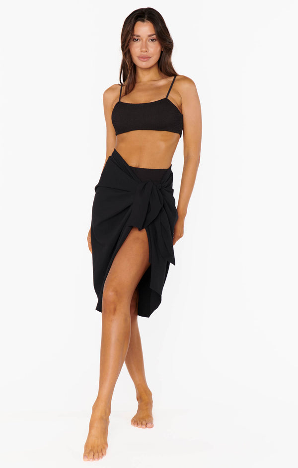 Kiran Sarong ~ Black Crinkle Flow – Show Me Your Mumu