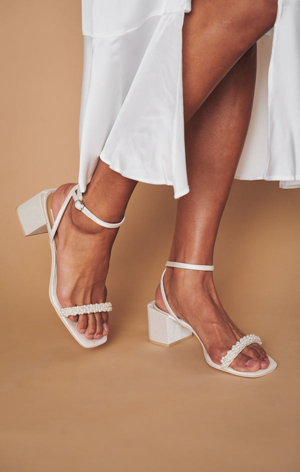 victorian collar dress