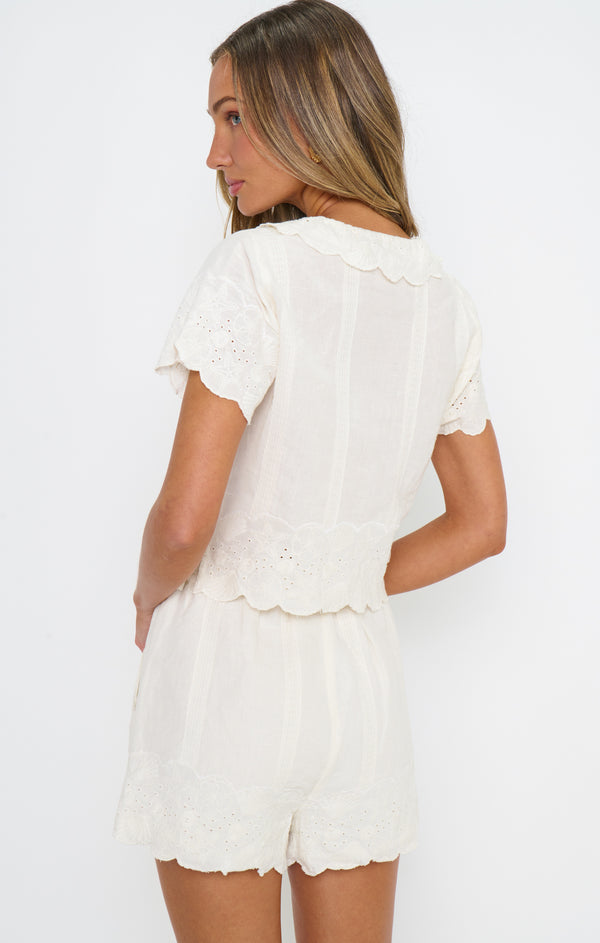 Lyla Top ~ White Eyelet Embroidery – Show Me Your Mumu