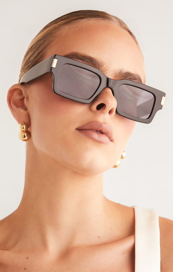 Banbè Eyewear The Sara Sunglasses ~ Black – Show Me Your Mumu