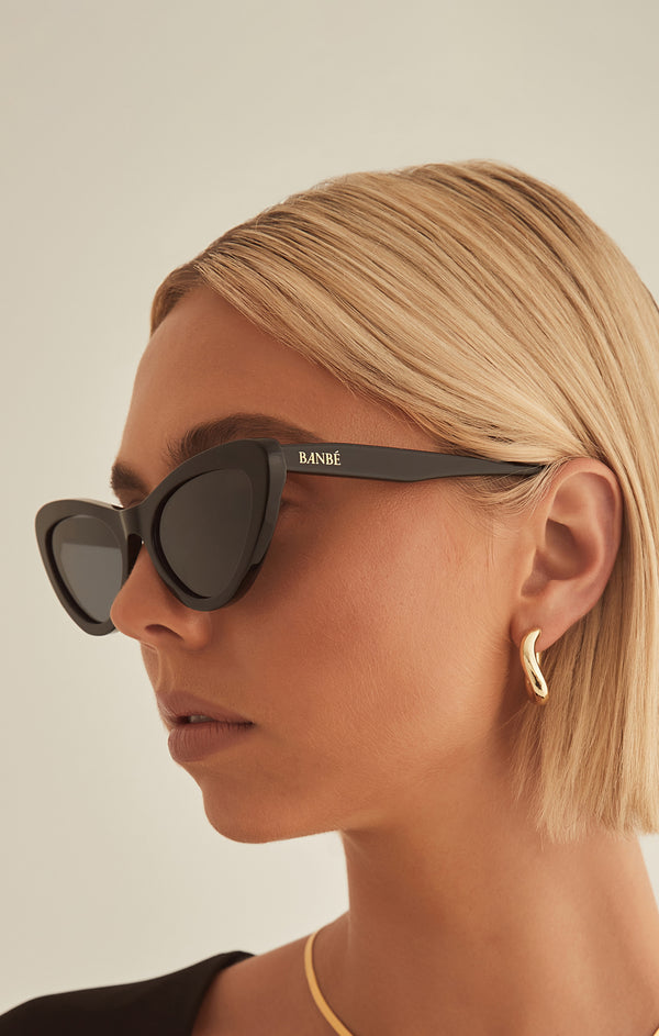 Banbè Eyewear The Ward Sunglasses ~ Black – Show Me Your Mumu