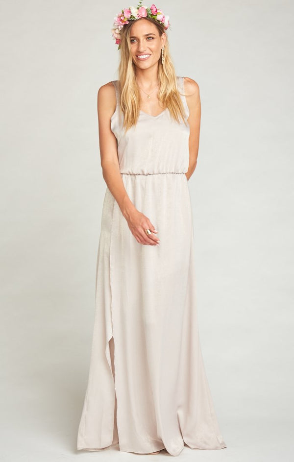 Show Me Your Mumu deals Kendall Maxi Dress Dusty Blush Crisp