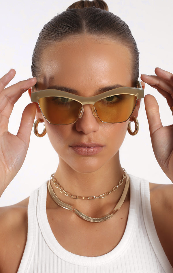 Banbè Eyewear The Erin Sunglasses ~ Taupe – Show Me Your Mumu
