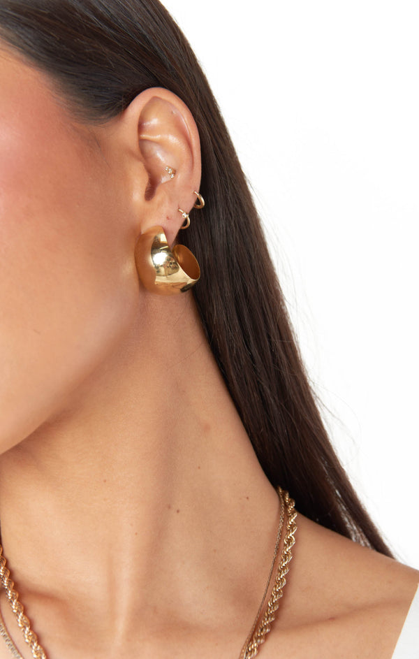 Faithy Jewels Large Lucy Hoop Earrings ~ Gold – Show Me Your Mumu Faithy Jewels Large Lucy Hoop Earrings ~ Gold – Show Me Your Mumu