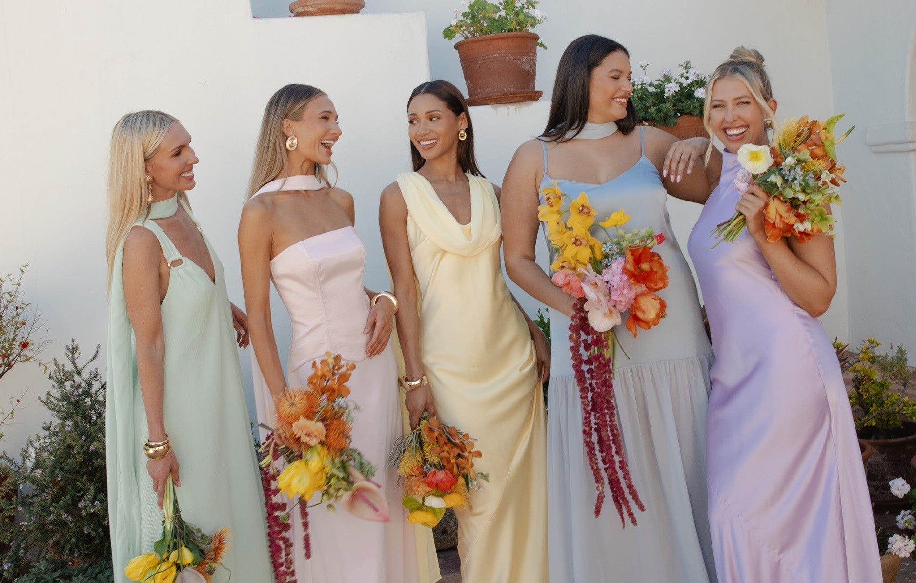 Summer Wedding Colors & Bridesmaid Dresses