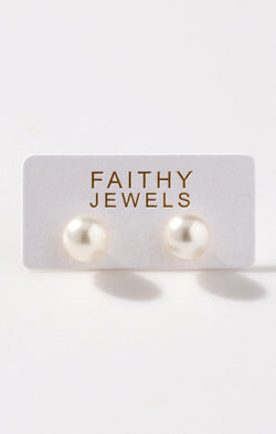 Faithy Jewels Pearl Stud Earring ~ Pearl