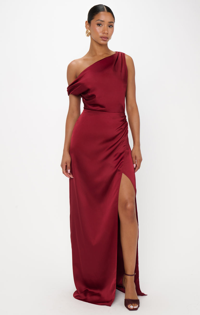 Jodie Dress, in Cranberry Luxe Satin, Size: Small | Show Me Your Mumu | Bridesmaid Dresses & Wedding Attendee Dress Jodie Dress, in Cranberry Luxe Satin, Size: Small | Show Me Your Mumu | Bridesmaid Dresses & Wedding Attendee Dress