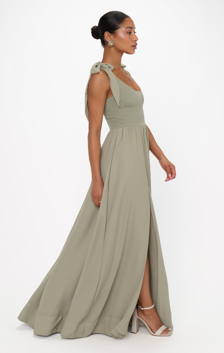 harper bridesmaid dress Harper Maxi Dress, in Moss Green Crisp, Size: 2XL | Show Me Your Mumu