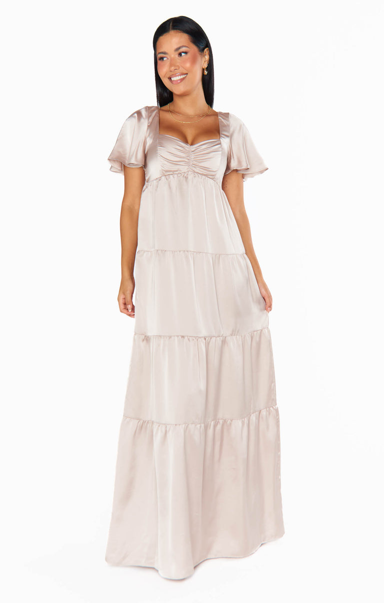 show me your mumu nicole maxi dress ~ The Ring Luxe Satin – Show Me 尺码:XXL The empire waist makes color_family:Pink Velvet Dress Navy Blue