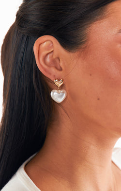 Pearly Hearts Drop Earring ~ Gold/Pearl