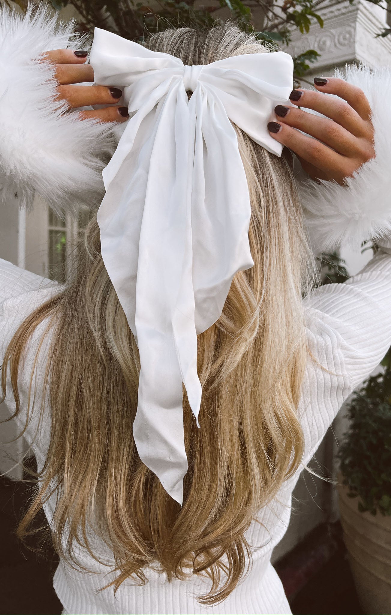 Pearl Hair Bow ~ White Pearl – Show Me Your Mumu