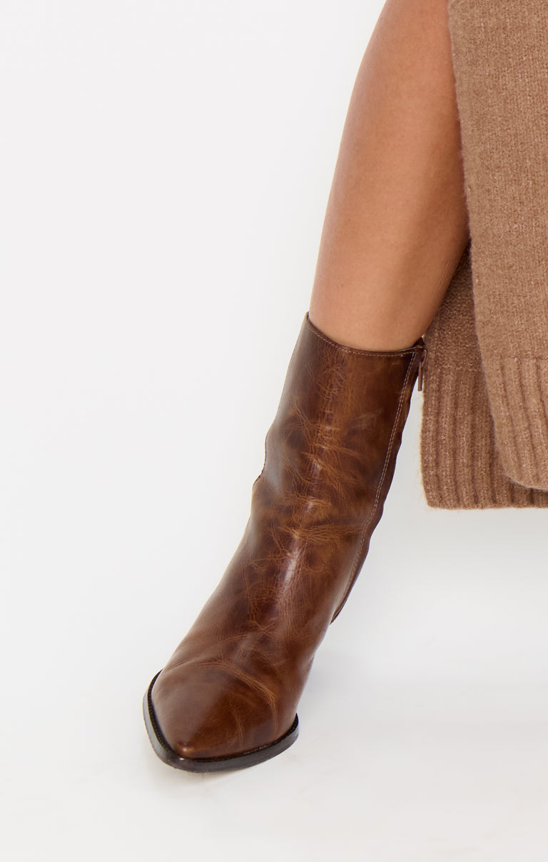 Matisse Caty Bootie ~ Vintage Brown – Show Me Your Mumu display picture 3