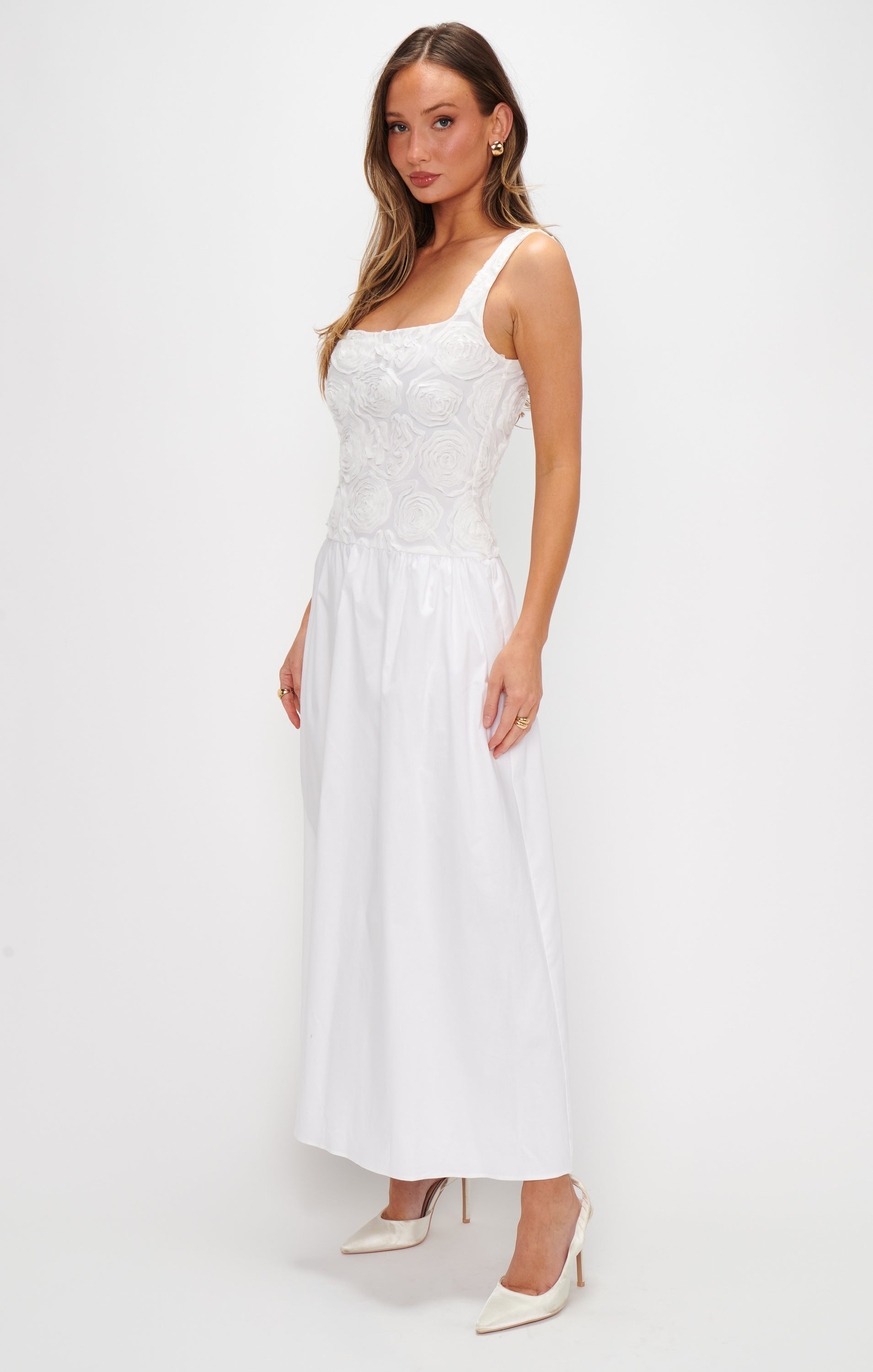 Bradshaw Maxi Dress ~ Rosette Mesh White – Show Me Your Mumu