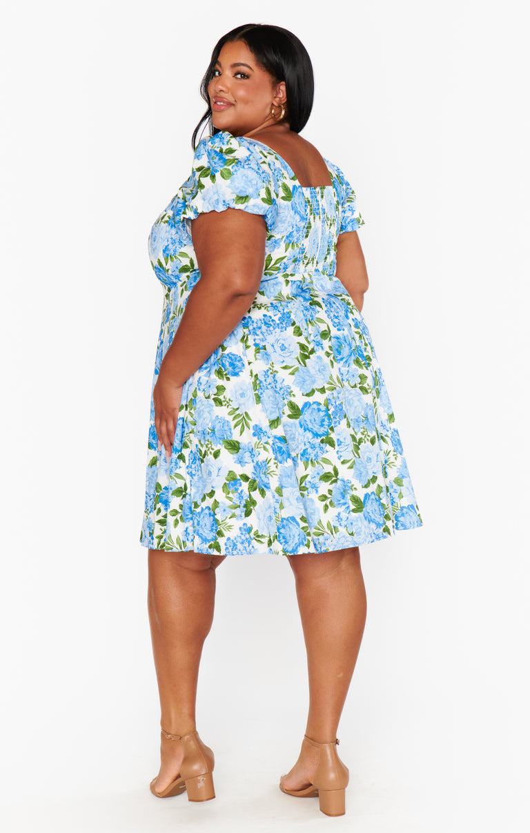 Mia Dress ~ Cottage Floral Blue Show Me Your Mumu Mia Dress ~ Cottage Floral Blue Show Me Your Mumu