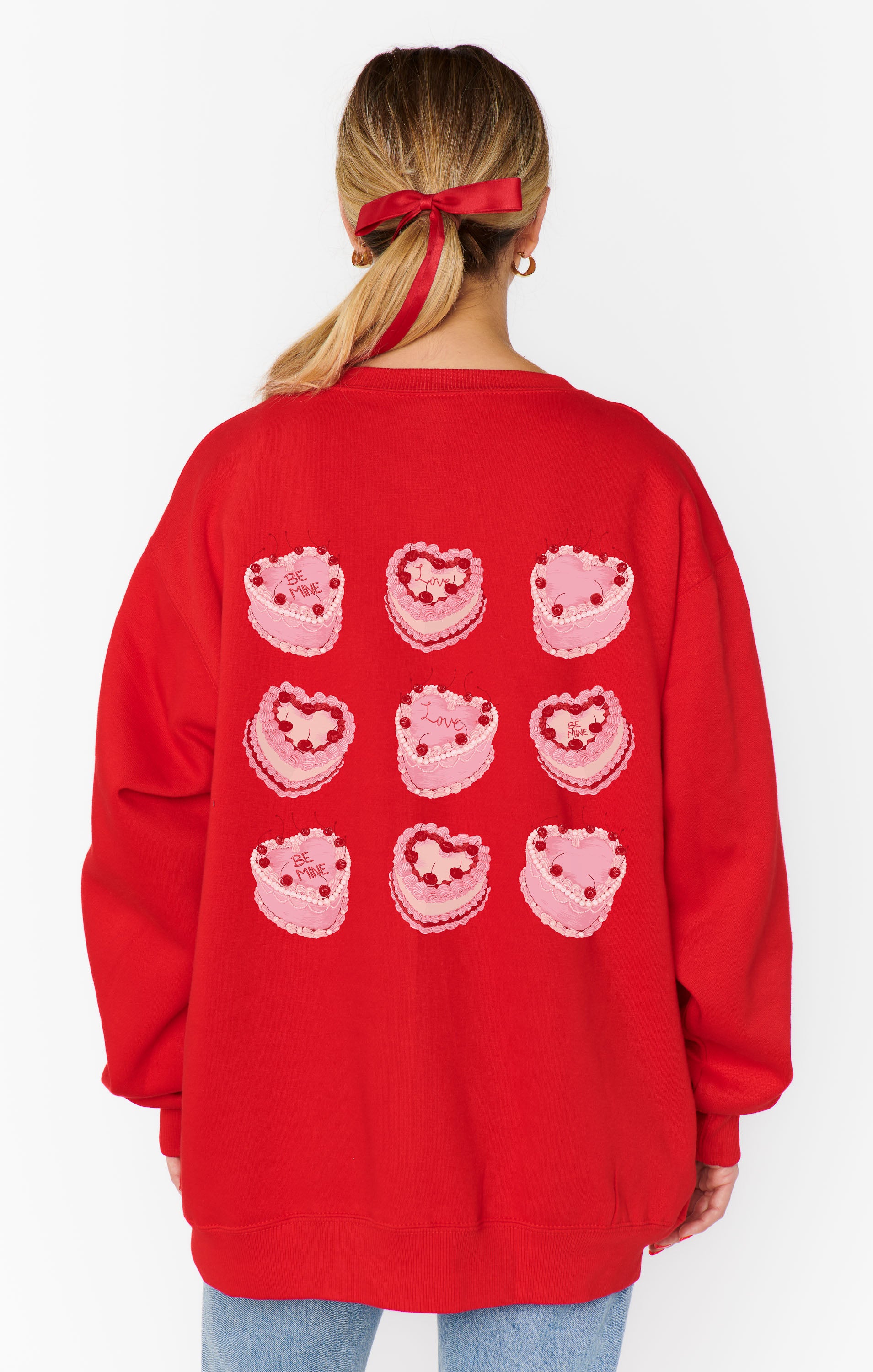 (取寄) ショウ ミー ユア ムームー レディース スタンレー スウェットシャツ Show Me Your Mumu women Stanley Sweatshirt Cake Graphic 4142261700015_045_b