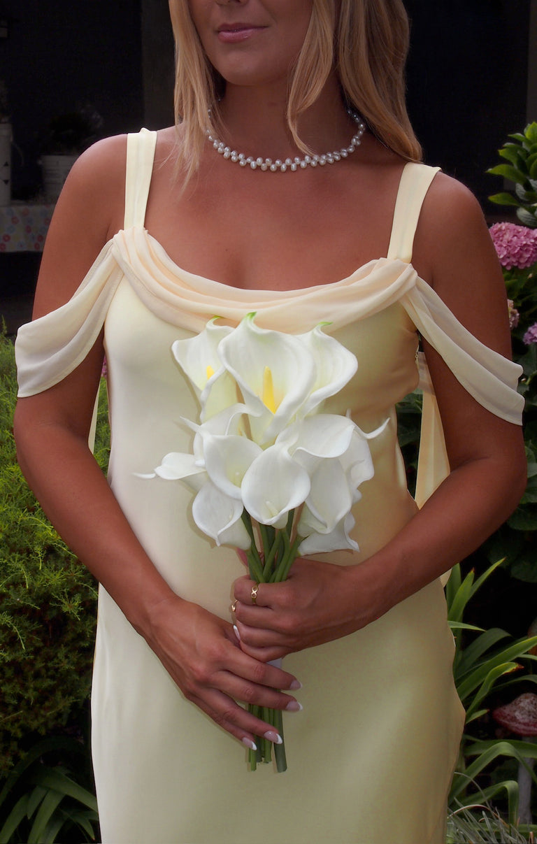 Bella Maxi Dress ~ Pale Yellow Luxe Satin – Show Me Your Mumu