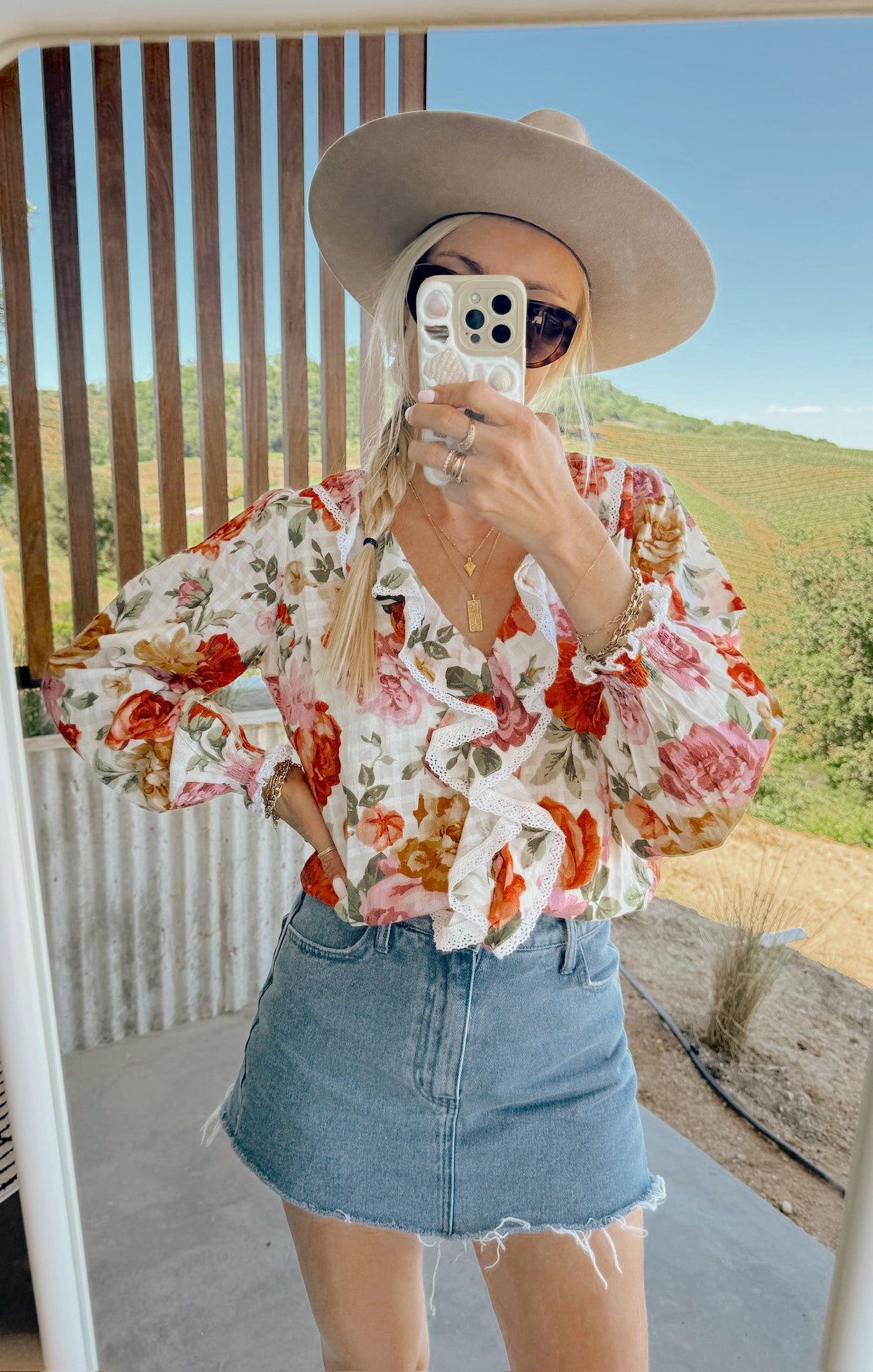 ruffle top outfit