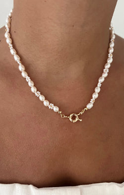 ALV Jewels Clara Necklace ~ Ivory