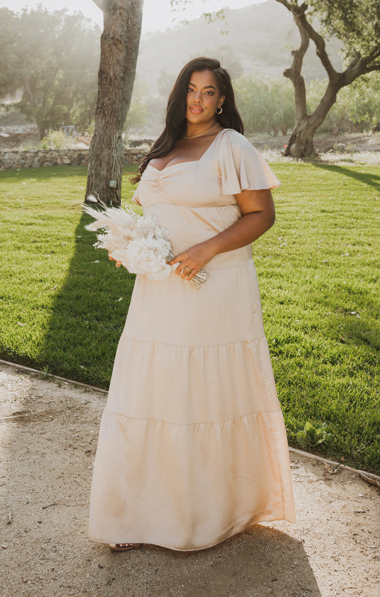 Nicole Maxi Dress, in Champagne Luxe Satin, Size: Xs | Show Me Your Mumu | Bridesmaid Dresses Nicole Maxi Dress, in Champagne Luxe Satin, Size: Xs | Show Me Your Mumu | Bridesmaid Dresses