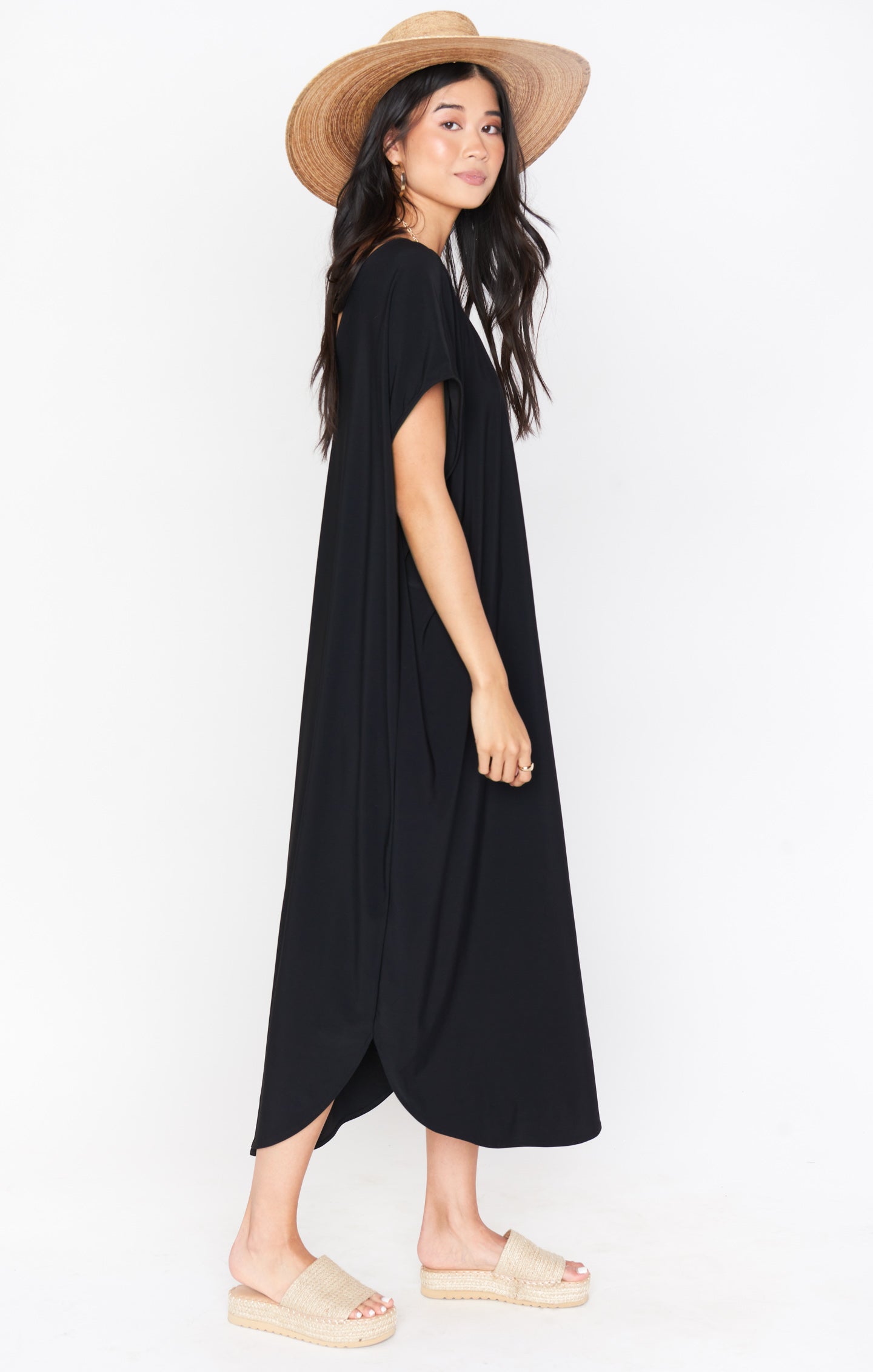 Worldly Caftan ~ Black – Show Me Your Mumu