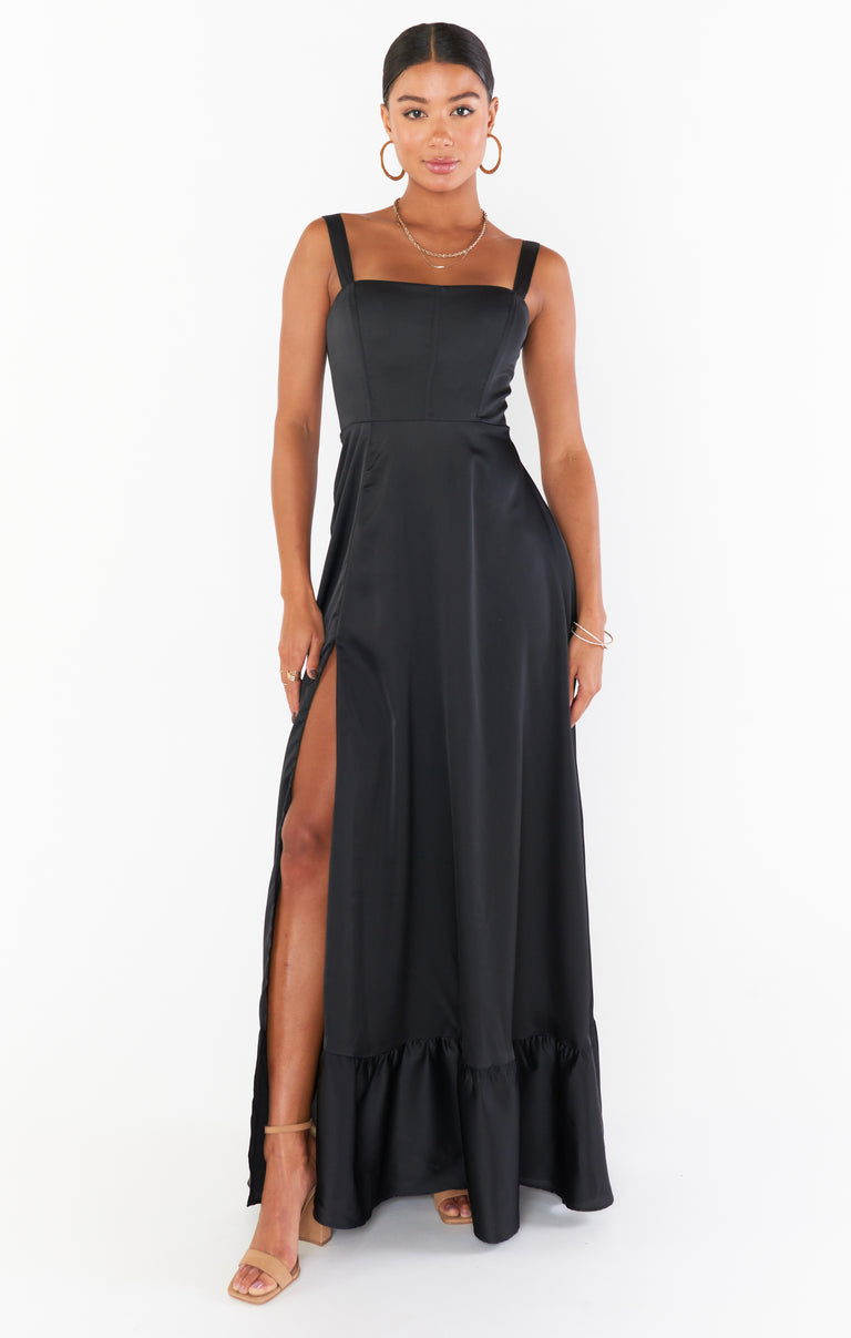long black corset dress - Classic Floor Length Evening Gown a lace up back for added detail Black Corset Dresses LEAU