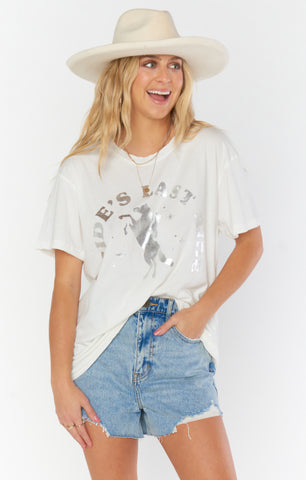 Young Adult Women's BDG Urban Outfitters Graphic Tees