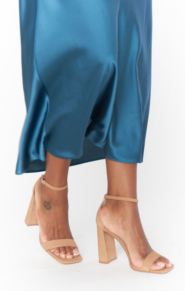 Steve madden store tan nubuck heels